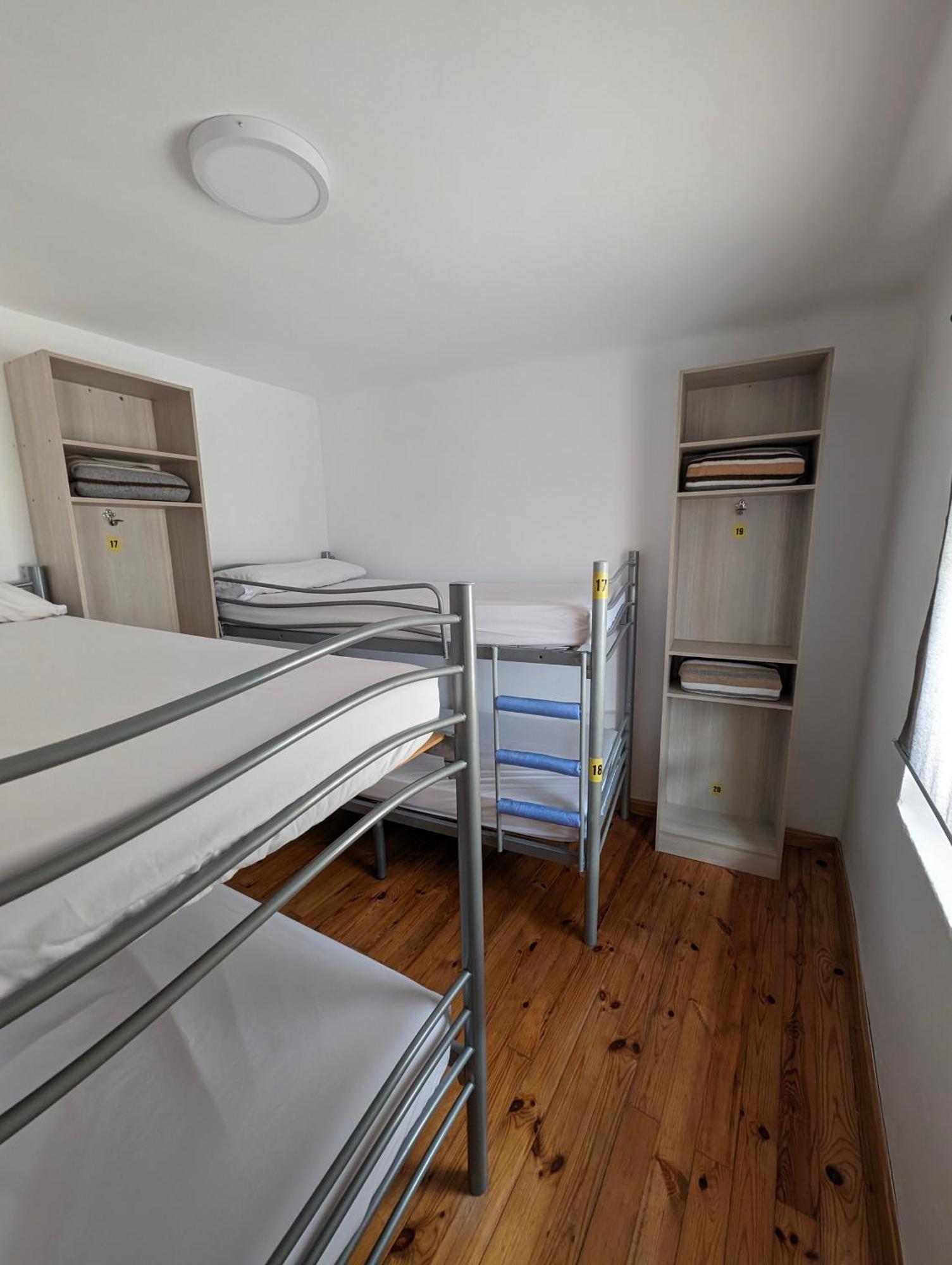 Albergue El Alfar/Pilgrim Hostel Орнильос-дель-Камино Экстерьер фото