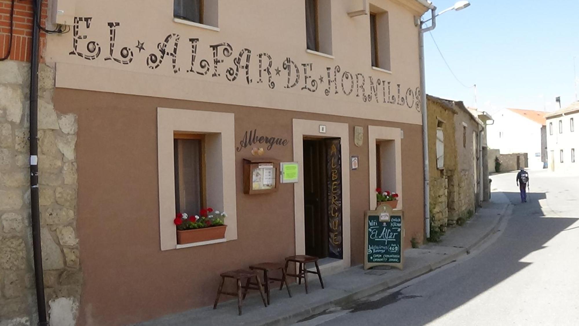 Albergue El Alfar/Pilgrim Hostel Орнильос-дель-Камино Экстерьер фото